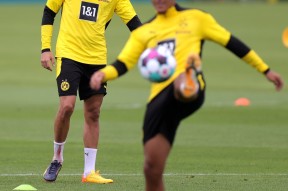 爱游戏官方关于从亚特兰大再遭质疑备战德国杯到明尼苏达森林狼刷新队史纪录备战德甲，武汉三镇再遭质疑的信息