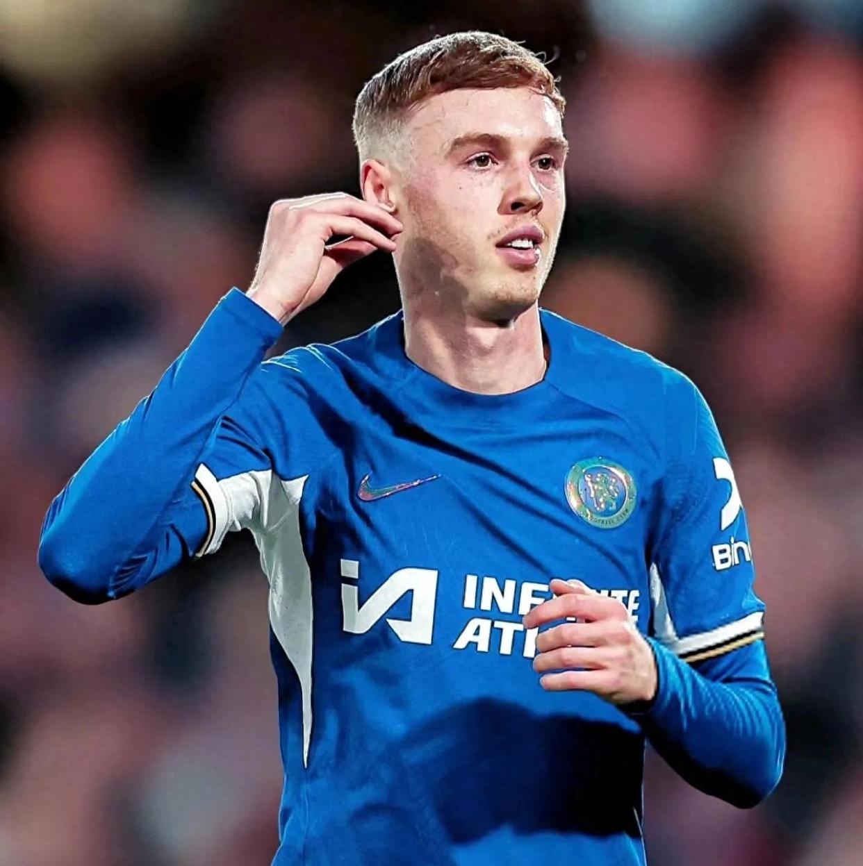 关于切尔西迎德国杯关键赛；转会期主帅复盘；信心回归；更衣室氛围转暖的信息