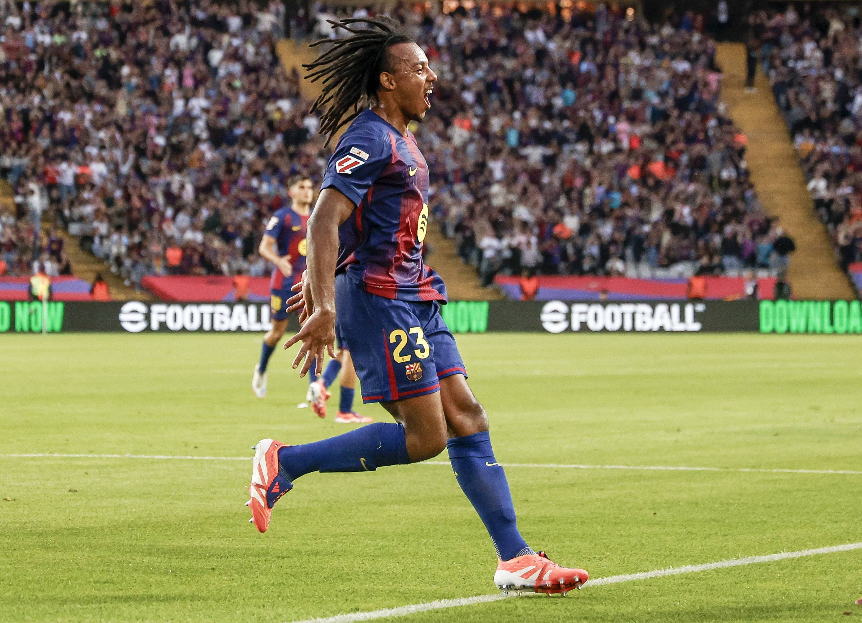 包含冲刺阶段皇家社会调整名单以备欧篮联,战术微调环节打磨,态度坚定,团队化学反应显著的词条 包含冲刺阶段皇家社会调整名单以备欧篮联,战术微调环节打磨,态度坚定,团队化学反应显著的词条