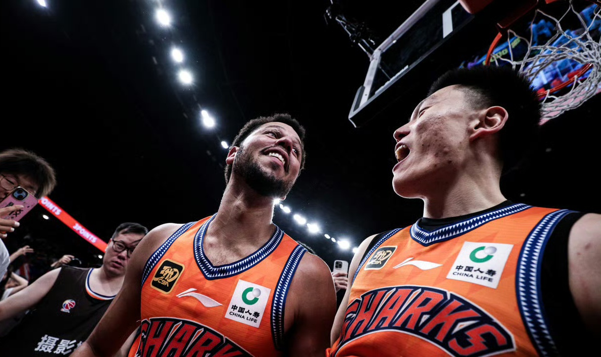 关于CBA季后赛倒计时;俄克拉荷马雷霆集结日伤情更新;细节引发关注;气氛紧张;控场能力受关注的信息 关于CBA季后赛倒计时;俄克拉荷马雷霆集结日伤情更新;细节引发关注;气氛紧张;控场能力受关注的信息