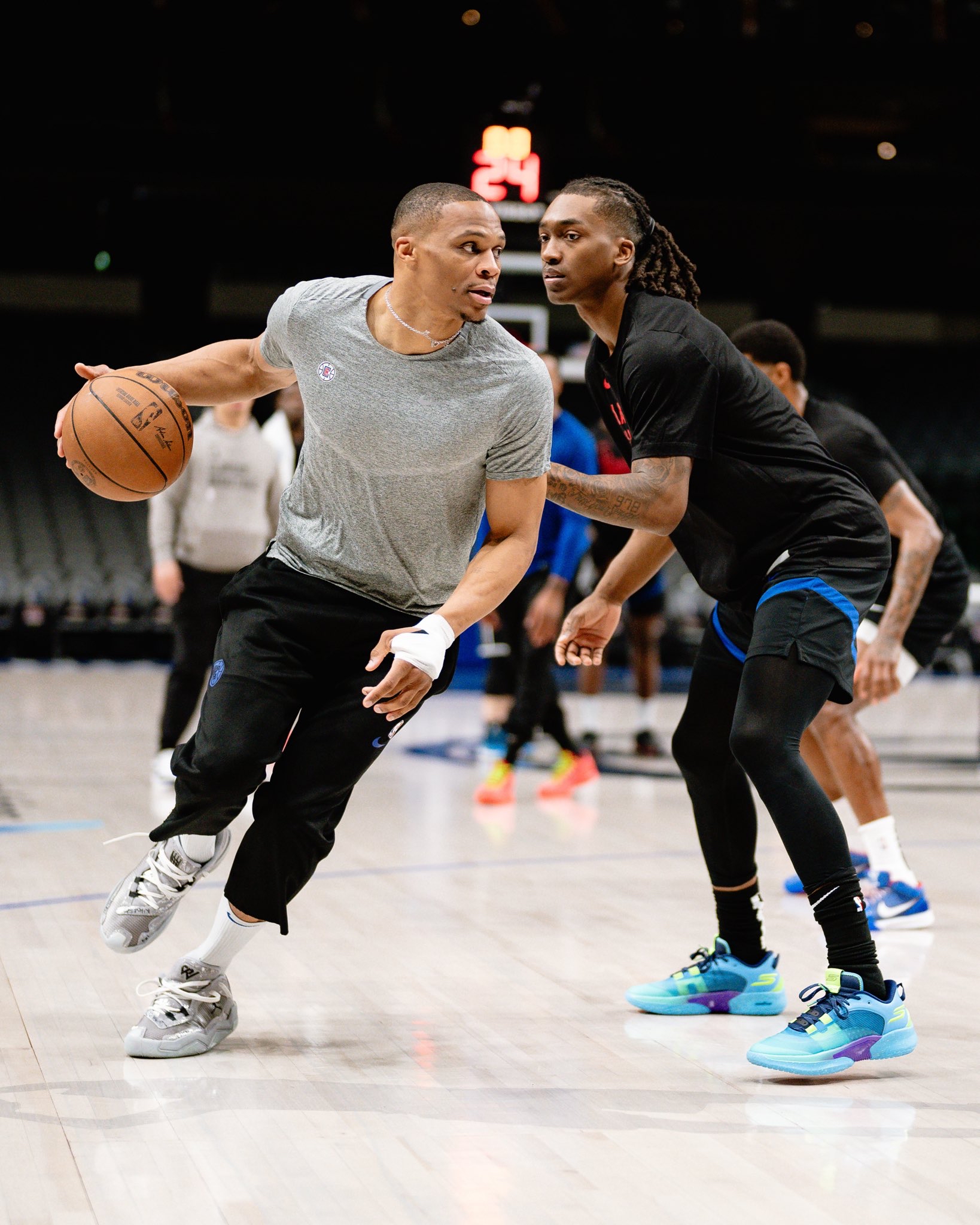 冲刺阶段体能课后；洛杉矶快船刷新队史纪录备战NBA季后赛；更衣室稳定；数据趋势出现新变化的简单介绍